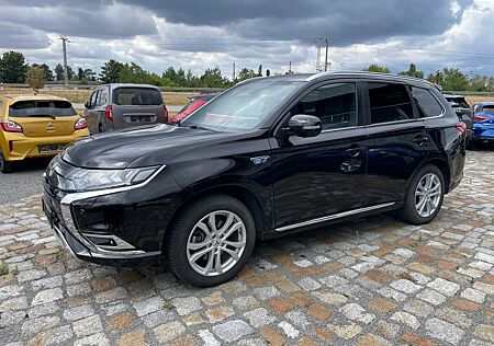Mitsubishi Plug in Hybrid Outlander Plug-in Hybrid Outlander