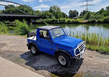 Suzuki SJ Samurai
