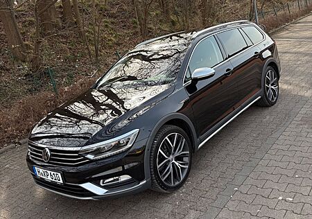 VW Passat Alltrack Volkswagen TOPVollausstattung! Pano | Webasto | Cam 360