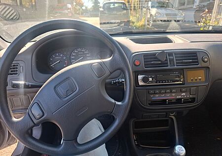 Honda Civic 1.4i LS