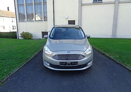 Ford C-Max Titanium