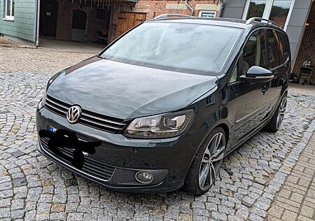 VW Touran Volkswagen 2.0 TDI 125 kW DSG Highline Highline