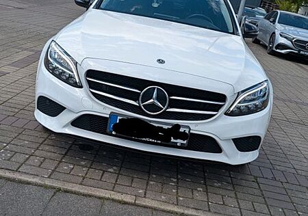 Mercedes-Benz C 220 d 4MATIC T Autom. -