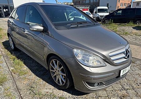 Mercedes-Benz B 200 Turbo °Harman/Kardon°Bi-Xenon°
