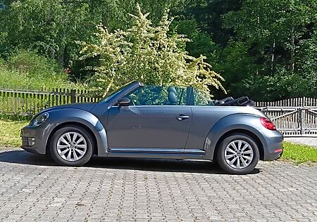 VW Beetle Volkswagen 2.0 TDI BMT Design Cabriolet Design