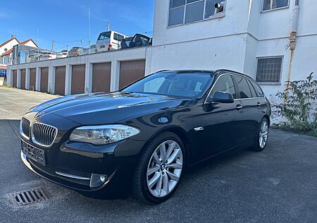 BMW 530 5 Touring d/aut/xen/pano/r.kamera/leder/temp