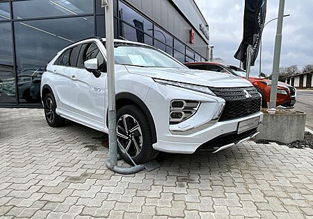 Mitsubishi Eclipse Cross Plus Select Hybrid 4WD Standheizun