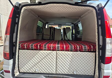 Mercedes-Benz Vito Bett CamperTÜV