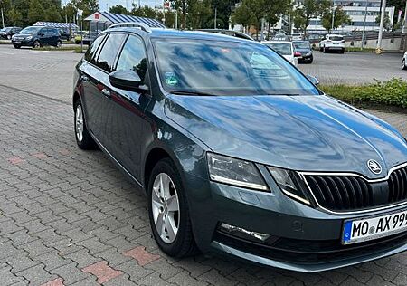 Skoda Octavia 2.0 TDI Ambition Combi Ambition