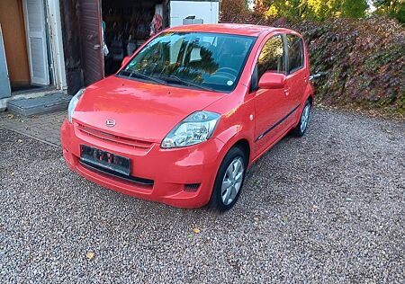 Daihatsu Sirion 1.0