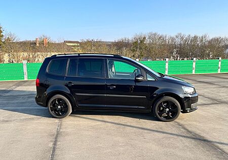 VW Touran Volkswagen 1.2 TSI Xenon 8fach Alufelgen GTI Trendli