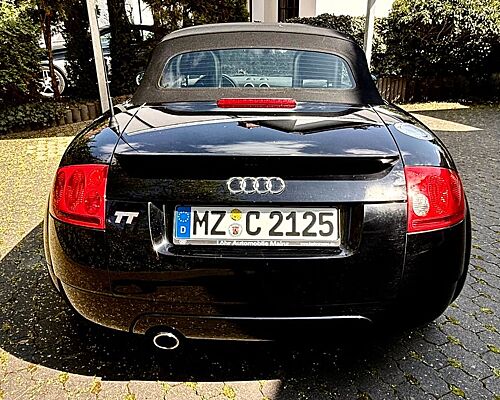 Audi TT Roadster 1.8T 110KW -