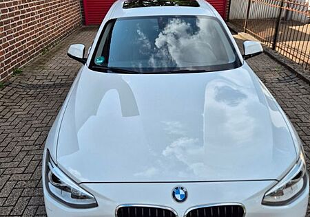BMW 116i Sport Line Sport Line
