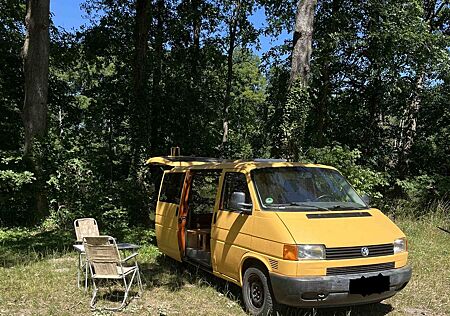 VW T4 Volkswagen Syncro 2,4D Wohnmobilausbau mit Solaranlage