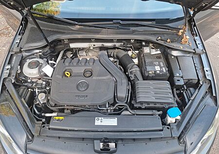 VW Golf Volkswagen 1.5 TSI ACT OPF BlueMotion Comfortline ...