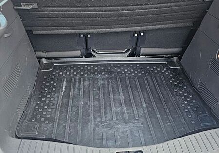Ford C-Max 1,8 Titanium Titanium