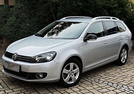 VW Golf Volkswagen Variant Style 1A-Zust Navi+AHK+PDC+SH...TÜ