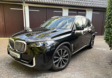 BMW X5 30d xDrive Widescreen H&K Pano Luftfederung