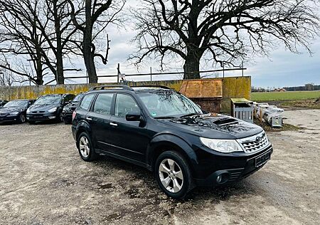 Subaru Forester Active 2,0D 4X4 ALLRAD BJ-2013 KLIMA