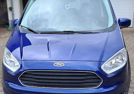 Ford Tourneo Courier 1.0 EcoBoost 74kW Titanium T...