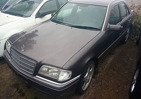 Mercedes-Benz 200 Automatik H-kennzeichen TÜV Neu