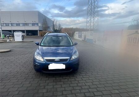 Ford Focus Turnier Sport *1 Hand * 88262 km * TÜV Neu