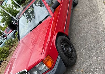 Mercedes-Benz 190