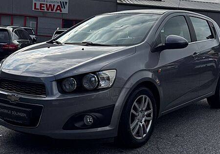 Chevrolet Aveo LTZ AUTOMATIK+SHZ+PDC+WKR+KLIMA+BC+ALU+
