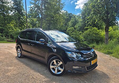 VW Sharan Volkswagen 2.0 TDI DSG Highline 7 SITZER VOLL