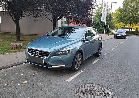 Volvo V40 D3 Momentum Business Pro (Biarritz)