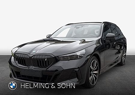 BMW i5 eDrive40 Touring M Sportpaket Head-Up DAB
