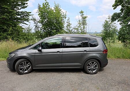 VW Touran Volkswagen 2.0 TDI SCR DSG Highline Highline