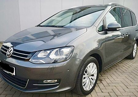 VW Sharan Volkswagen 2.0 TDI DSG Highline, Xenon,AHK,Panorama