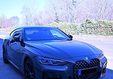BMW M440i xDrive Coupé