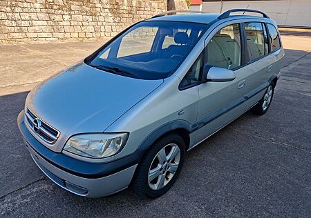 Opel Zafira A Elegance, 2,2l, 147PS, Autom., Silber
