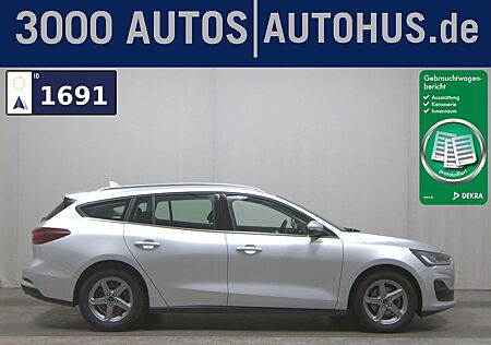 Ford Focus Turnier 1.5 EB Titanium Navi LED ACC Shz