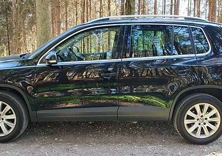 VW Tiguan Volkswagen 2.0 TDI 125kW 4MOTION Sport & Style S...