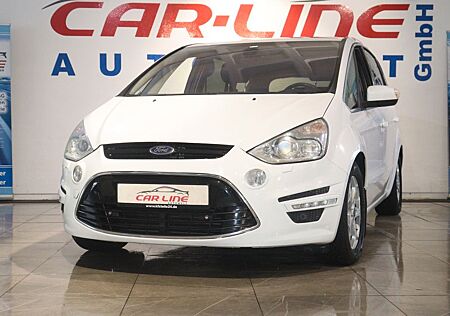 Ford S-Max Titanium *Automatik*Navi*Panorama*AHK 1,8t