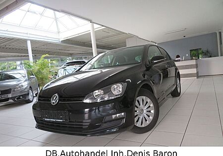 VW Golf Volkswagen VII Lim. Trendline BMT Klima Panorama PDC