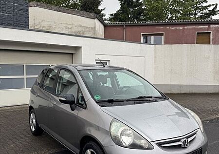 Honda Jazz 1.4  Automatik  TÜV NEU + SERVICE NEU