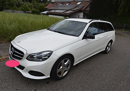 Mercedes-Benz E 200 BlueTEC T AVANTGARDE AVANTGARDE