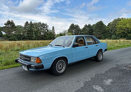 Audi 100 C2 Typ 43 5E Oldtimer