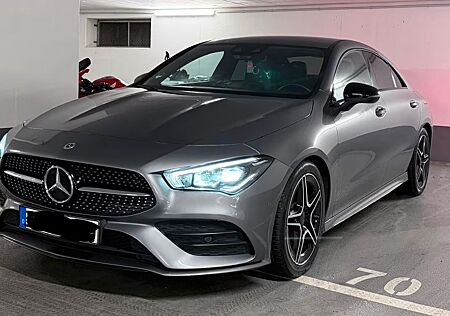 Mercedes-Benz CLA 200 AMG Line