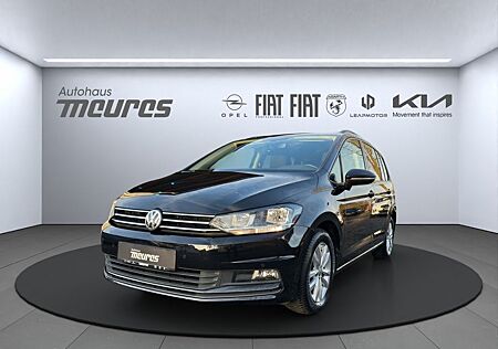 VW Touran Volkswagen BMT Comfortline DSG Allwetter Navi Klimaa