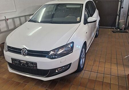 Volkswagen Polo 1.2 LIFE LIFE