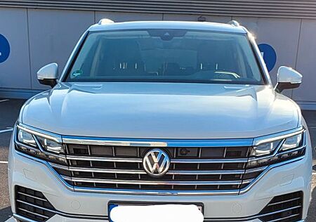 VW Touareg Volkswagen 3.0 V6 TDI 210kW 4MOTION Tiptronic -