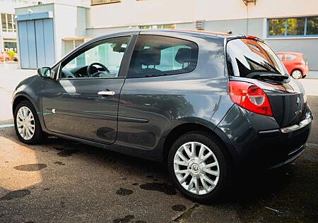 Renault Clio Edition Dynamique 1.6 16V 65kW Edition ...
