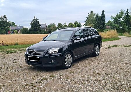 Toyota Avensis Combi Sol 2.0l-VVT-i , Top Zustand,