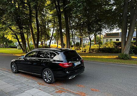 Mercedes-Benz C 220 d T Autom. - 4fach Bereifung