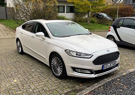 Ford Mondeo 2,0 TDCi Bi-Turbo Vignale, AHK, Standhz.